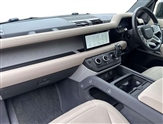 Land Rover Defender Image 2