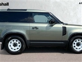 Land Rover Defender Image 5