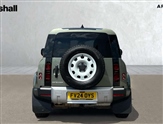 Land Rover Defender Image 6