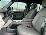 Land Rover Defender Image 3