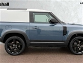 Land Rover Defender Image 5