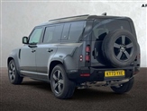 Land Rover Defender Image 2