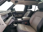 Land Rover Defender Image 3