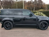 Land Rover Defender Image 5