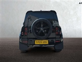 Land Rover Defender Image 5