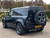Land Rover Defender Image 2