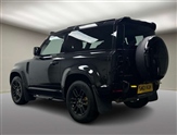 Land Rover Defender Image 2