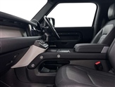 Land Rover Defender Image 3