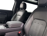 Land Rover Defender Image 4