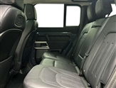 Land Rover Defender Image 4