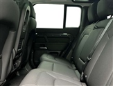 Land Rover Defender Image 4