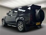 Land Rover Defender Image 2