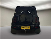 Land Rover Defender Image 6