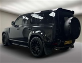 Land Rover Defender Image 2