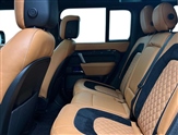 Land Rover Defender Image 4