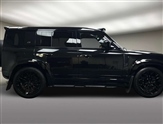 Land Rover Defender Image 5