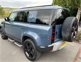 Land Rover Defender Image 4