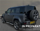 Land Rover Defender Image 2