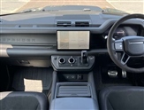 Land Rover Defender Image 6