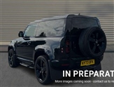 Land Rover Defender Image 2