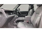 Land Rover Defender Image 3