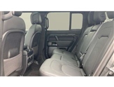 Land Rover Defender Image 4
