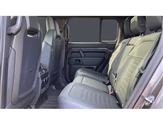 Land Rover Defender Image 4