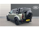 Land Rover Defender Image 2