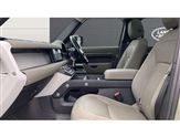Land Rover Defender Image 3