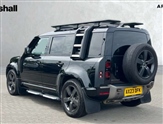 Land Rover Defender Image 2