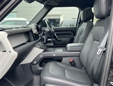 Land Rover Defender Image 3