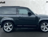 Land Rover Defender Image 5