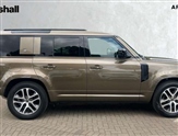 Land Rover Defender Image 5