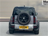 Land Rover Defender Image 4