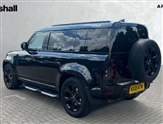 Land Rover Defender Image 2
