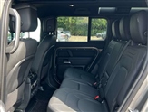 Land Rover Defender Image 4