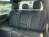 Land Rover Defender Image 3
