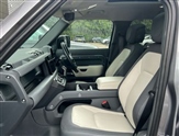 Land Rover Defender Image 3