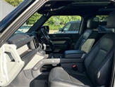 Land Rover Defender Image 3