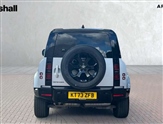 Land Rover Defender Image 6