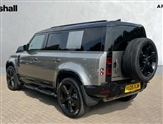 Land Rover Defender Image 2