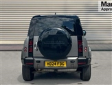 Land Rover Defender Image 4