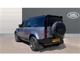 Land Rover Defender Image 2
