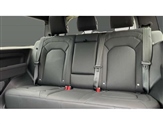 Land Rover Defender Image 4