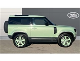 Land Rover Defender Image 5