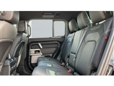 Land Rover Defender Image 4