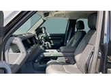 Land Rover Defender Image 3