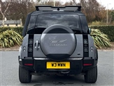 Land Rover Defender Image 6