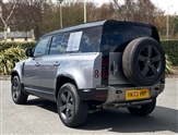 Land Rover Defender Image 2