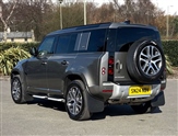 Land Rover Defender Image 2